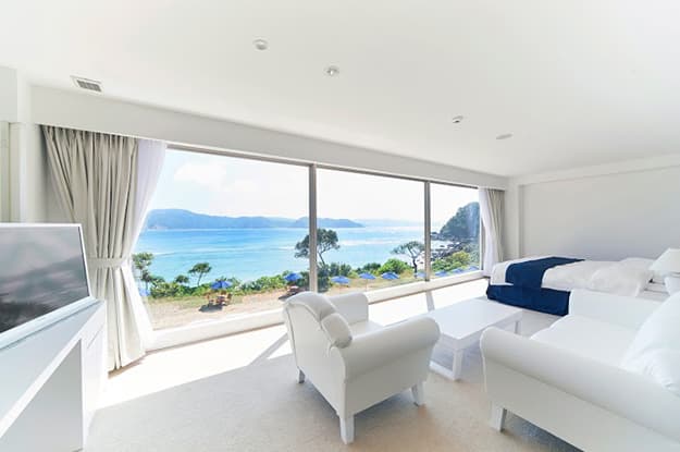 ＴＨＥ　ＳＣＥＮＥ　＜奄美大島＞ 2