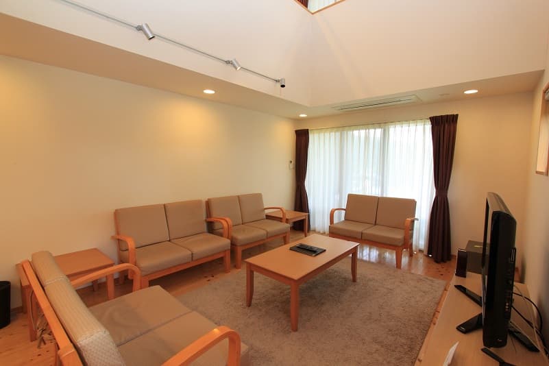 湯布院山下湖ロッジ 2