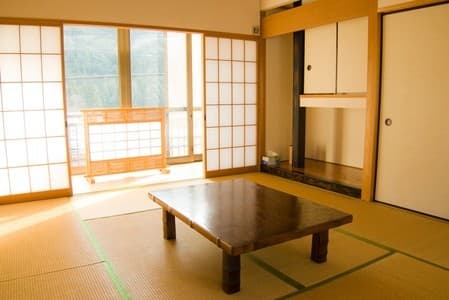 駅前山小屋Ａ－ｙａｒｄ 2