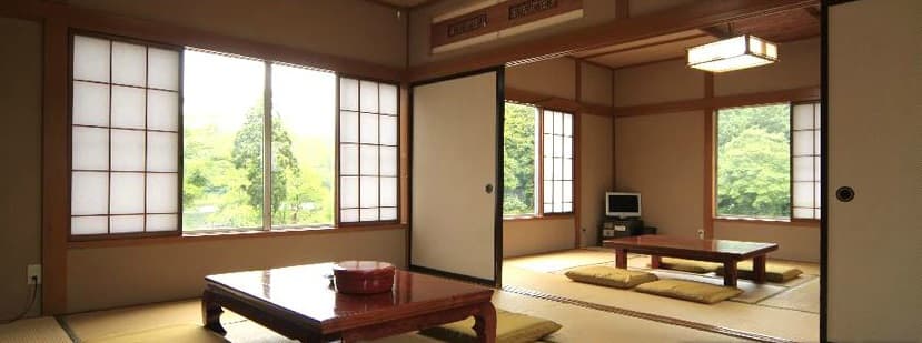 湖畔の宿　月山志津温泉　清水屋旅館 2