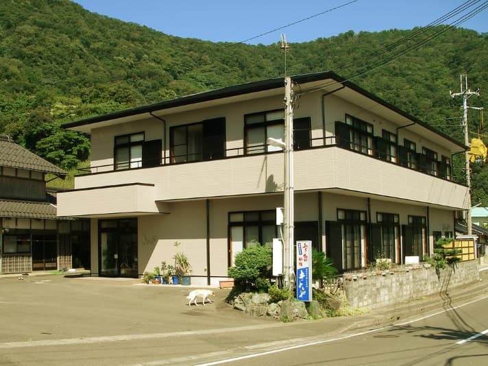 素朴さと優しさの里　きよしや