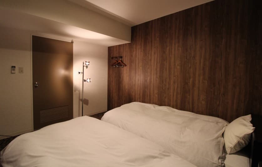 ＨＯＴＥＬ　花　ＩｃｈｉＲｉｎ　ＫＡＮＡＺＡＷＡ 2