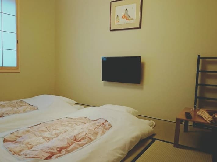 ａｄｄ．ｈｏｓｔｅｌ－ｕｊｉ 2