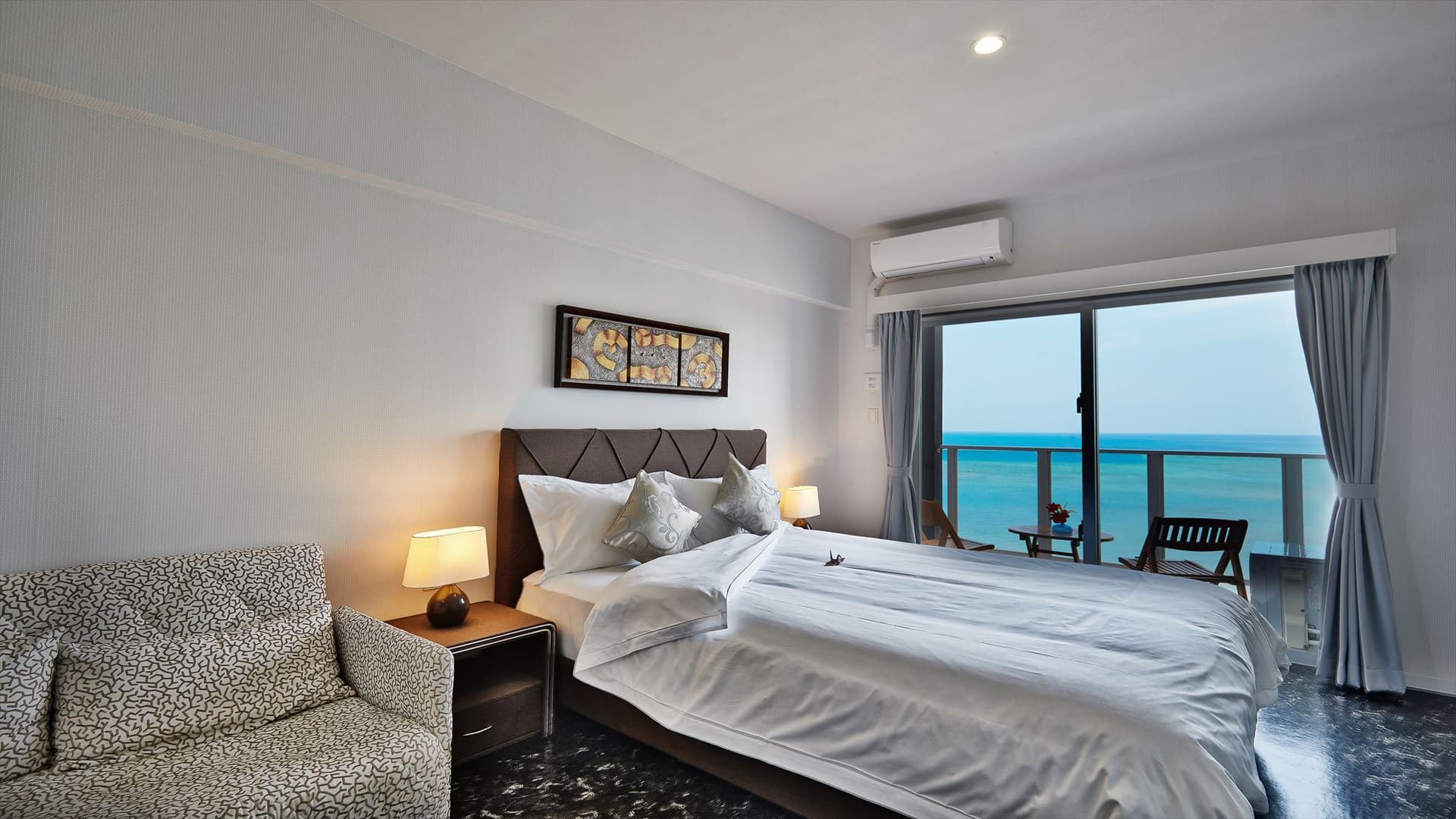 Ｂｅａｃｈ　Ｆｒｏｎｔ　Ｔｏｗｅｒ　ＭＩＨＡＭＡ　ｂｙＤＳＨ（ビーチフロントタワーミハマ） 2