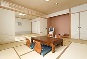 温泉ホテル八雲遊楽亭 2