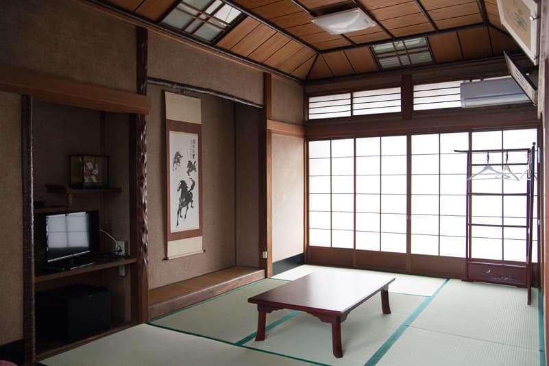 若狭・小浜の歴史ある町並み　一棟貸しの古民家宿「小浜町家ステイ」 2