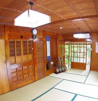 沖縄古民家宿・まきや　とくすけやー 2