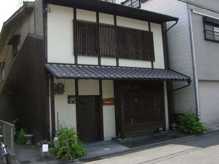 ゲストハウス エビス