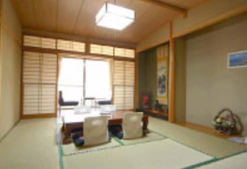 蒲庭温泉と蘇峰園　蒲庭館 2