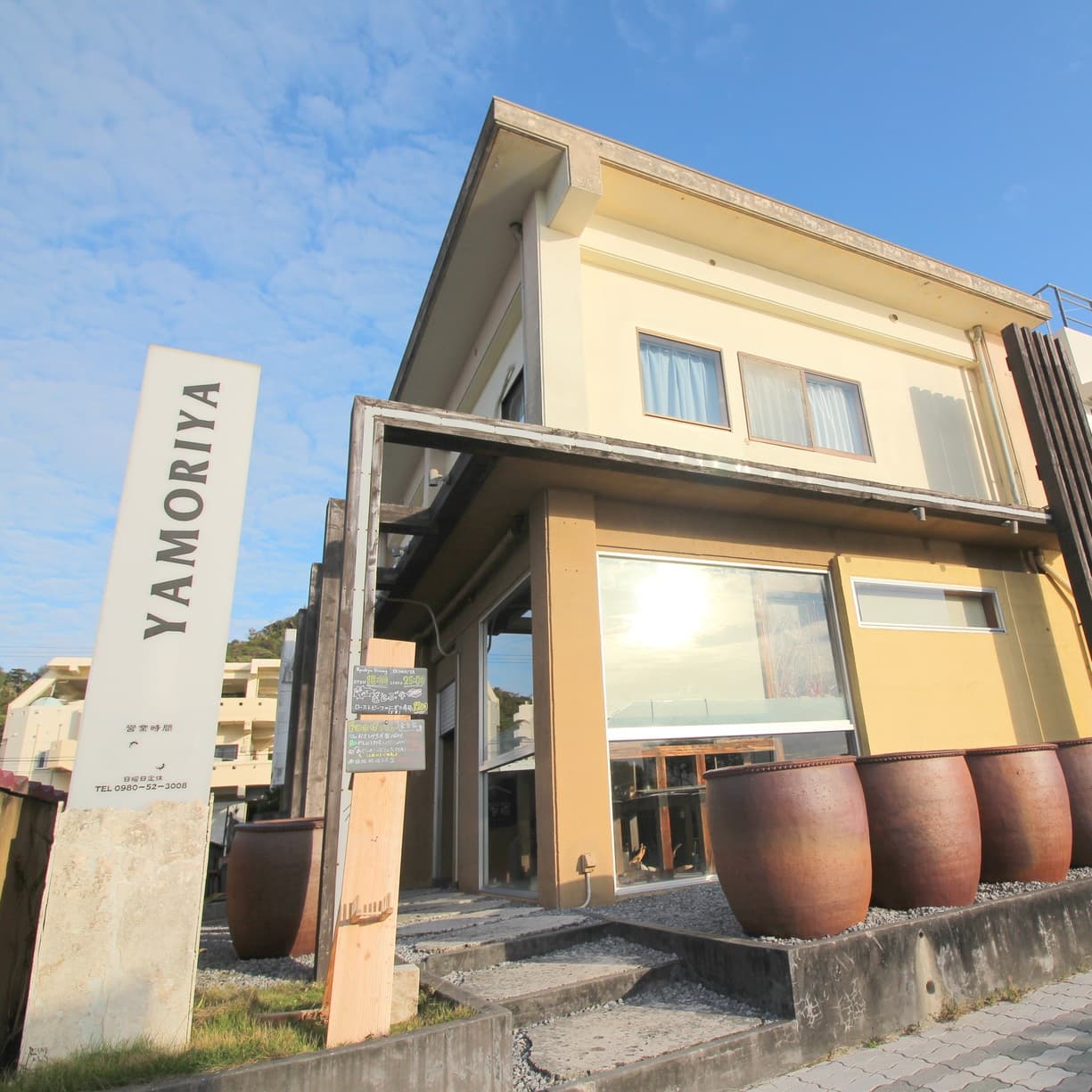 Beach side hotel YAMORIYANONIKAI