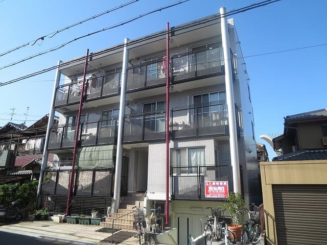 Ｇａｌｌｅｒｙ　Ｃｏｍｐａｓｓ