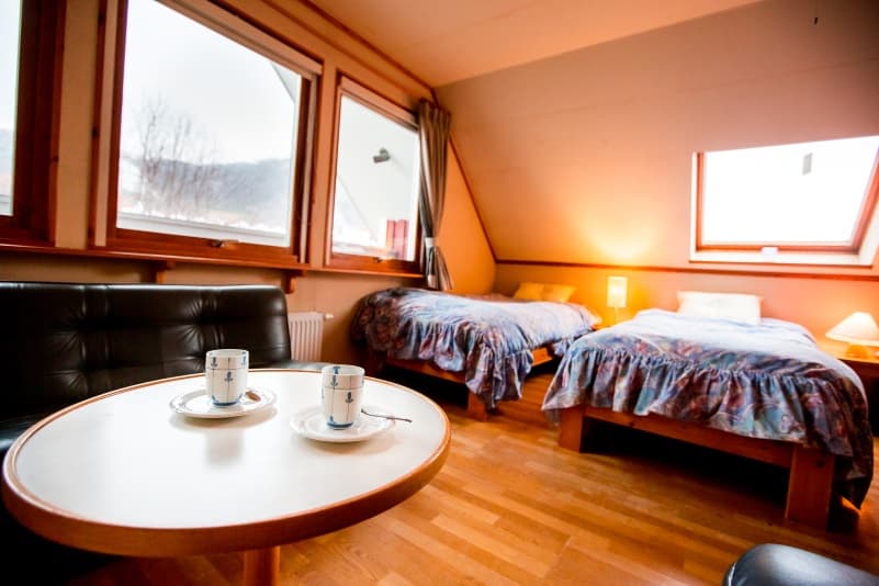 Ｒｕｓｕｔｓｕ　Ｌｏｄｇｅｓ－ＬＩＬＬＡ　ＨＵＳＥＴ 2