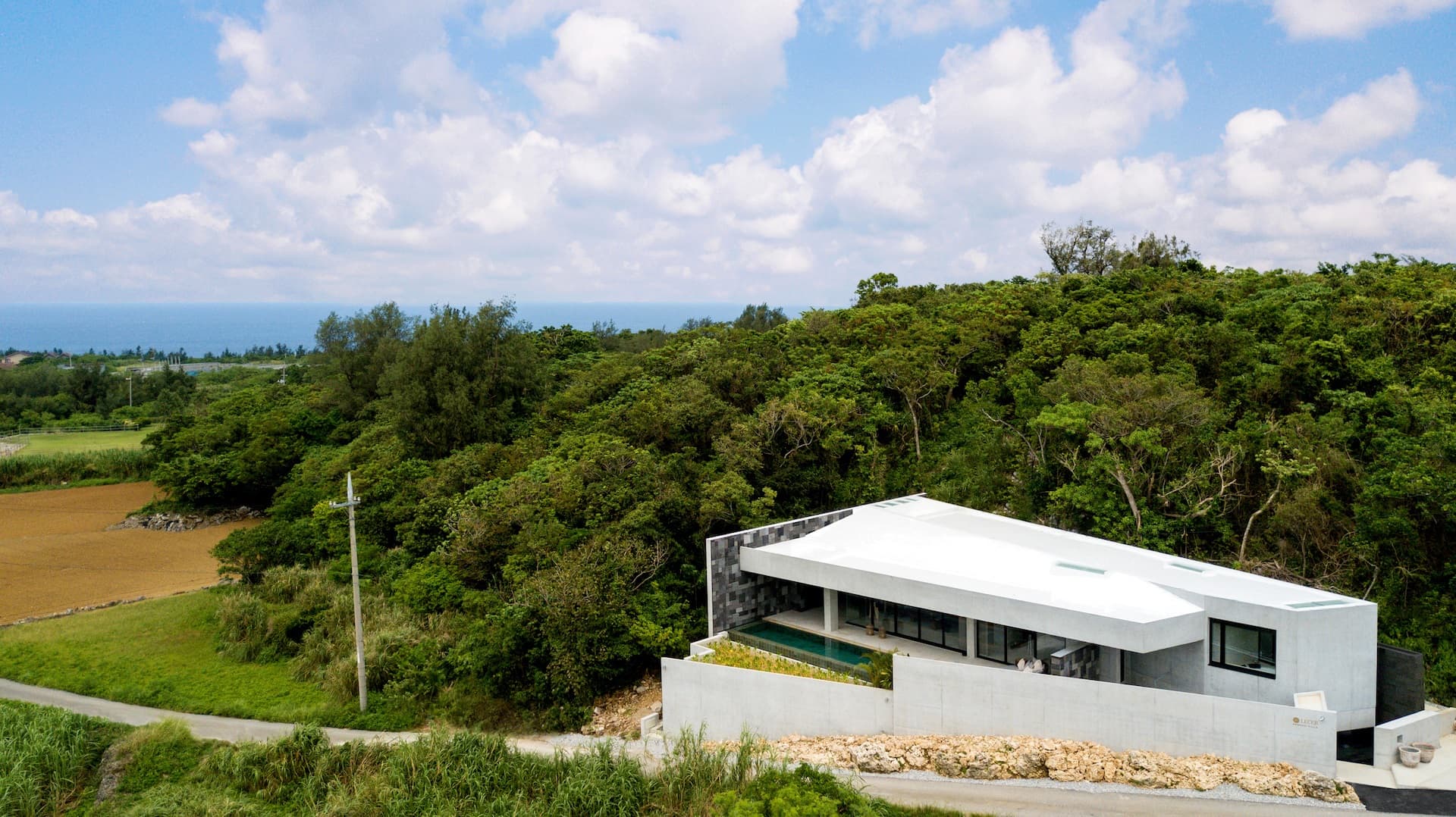 LECEB SESOKO VILLA ヒルズ