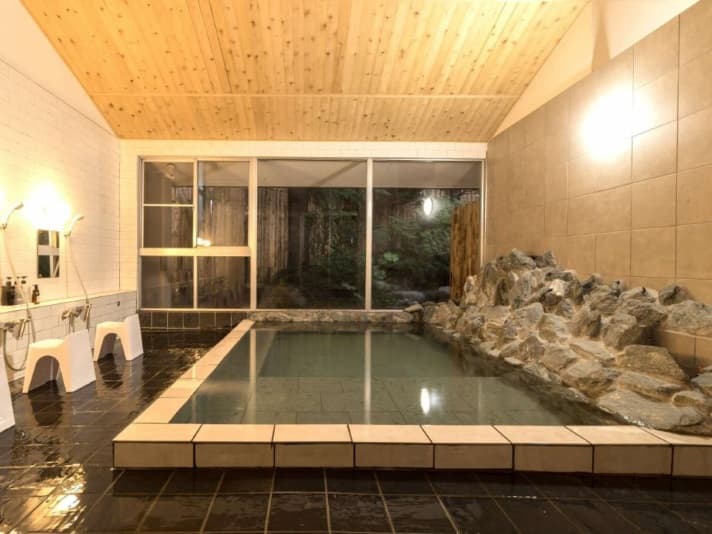 奥入瀬渓流温泉　灯と楓 2