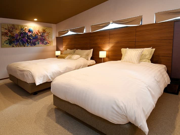 ヴィラ　石の蔵　ホテル 2