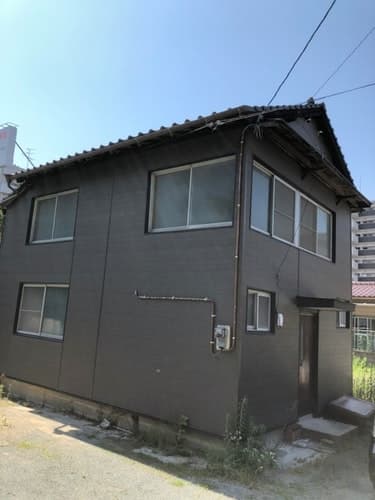 佐賀駅徒歩７分、リノベーションした伝統工法の戸建て貸切　＾