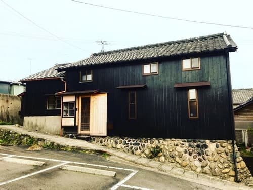 【休館中：２０２４年２月末まで】ゲストハウス忍茶　＾