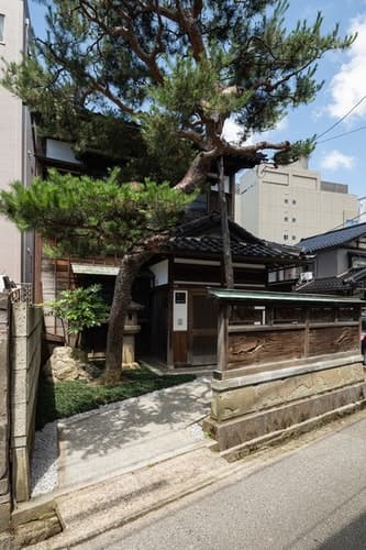 Ｃｌｏｓｅ　ｔｏ　ｙｏｕ　兼六園、ひがし茶屋街、近江町市場など観光スポット徒歩１０分以内　＾