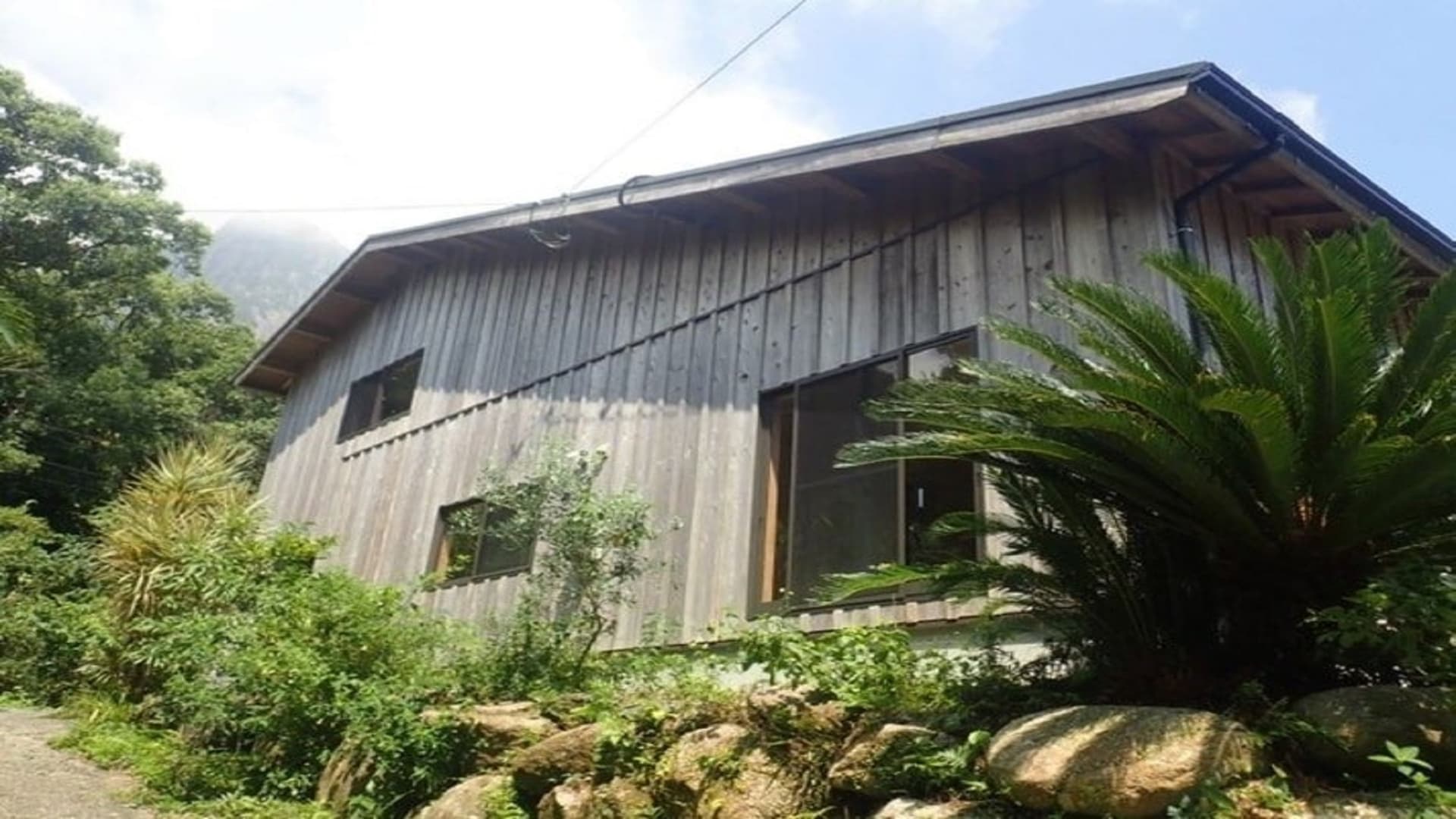 エコロッジ　Ｍｏｓｓターシャ　＾