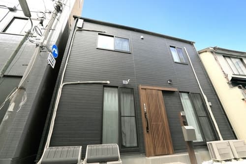 ＨＯＴＥＬ　ＬＯＴＵＳ（新築一戸建Ｍａｘ１２名）　＾