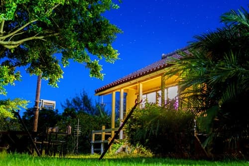 ｏｃｅａｎ　ｖｉｅｗ　自然豊かな立地でフサキビーチ迄徒歩８分！　＾