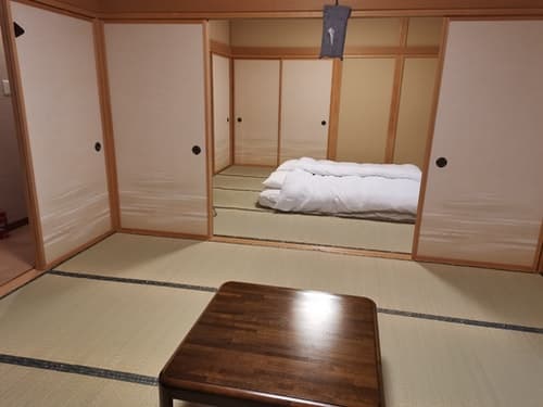 湯治屋湯西川／民泊