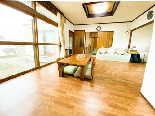 ハルズハウス　＾