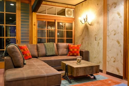 Ｋｉｎｚｕｎａ　Ｌｏｄｇｅ：　Ｗｈｏｌｅ　Ｌｏｄｇｅ　＾