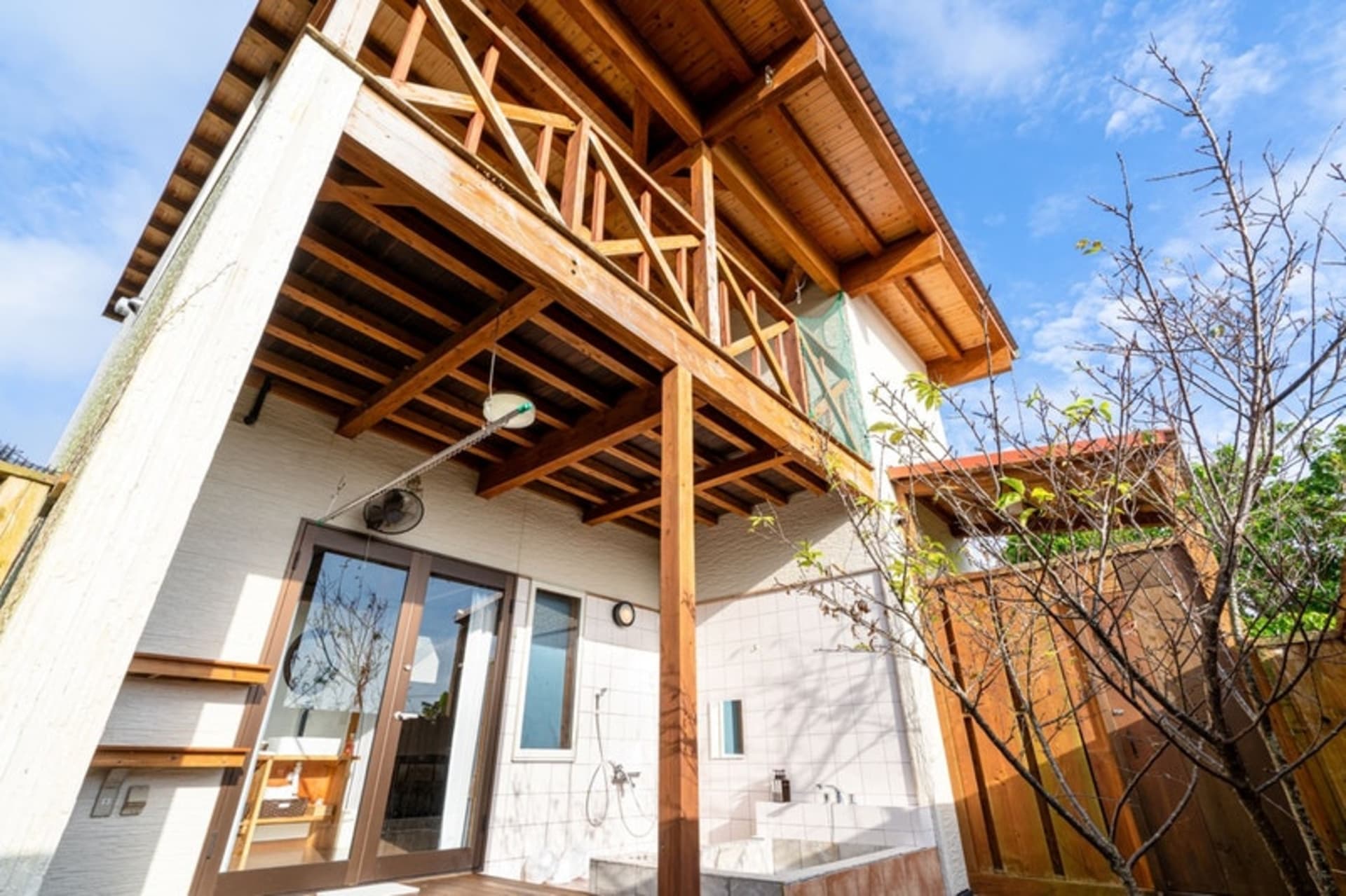 Ｍｅ－ｆｉ－Ｙｏｕ　Ｉｓｈｉｇａｋｉ　Ｉｓｌａｎｄ（みぃふぁいゆ〜石垣島）　＾