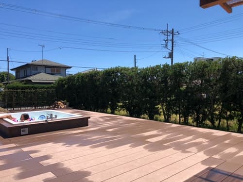 贅沢１棟貸・焚火・テントサウナ（水風呂有）・露天風呂・ＢＢＱ無料・コンビニ徒歩圏内・長期滞在歓迎　＾