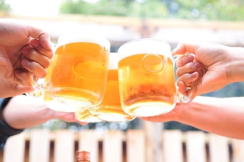 カラオケ&生ビール sihe-don ^