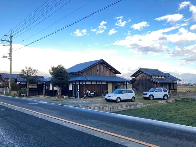 箱館山まで車で５分　田園風景に佇む貸切の宿　ｓｉｋａｒｉ　＾