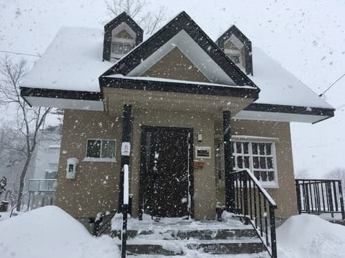 Ｋｏｔｏｒｉ　Ｃｏｔｔａｇｅ（小鳥コテージ）　＾