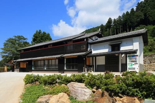 建築屋さんの作った大型貸別荘【ＢＢＱ可】　＾