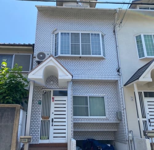 梅小路民宿　京都駅へ１駅、ＪＲ［西大路］駅北口徒歩６分、梅小路公園徒歩圏内、洗濯自炊、買い物　＾