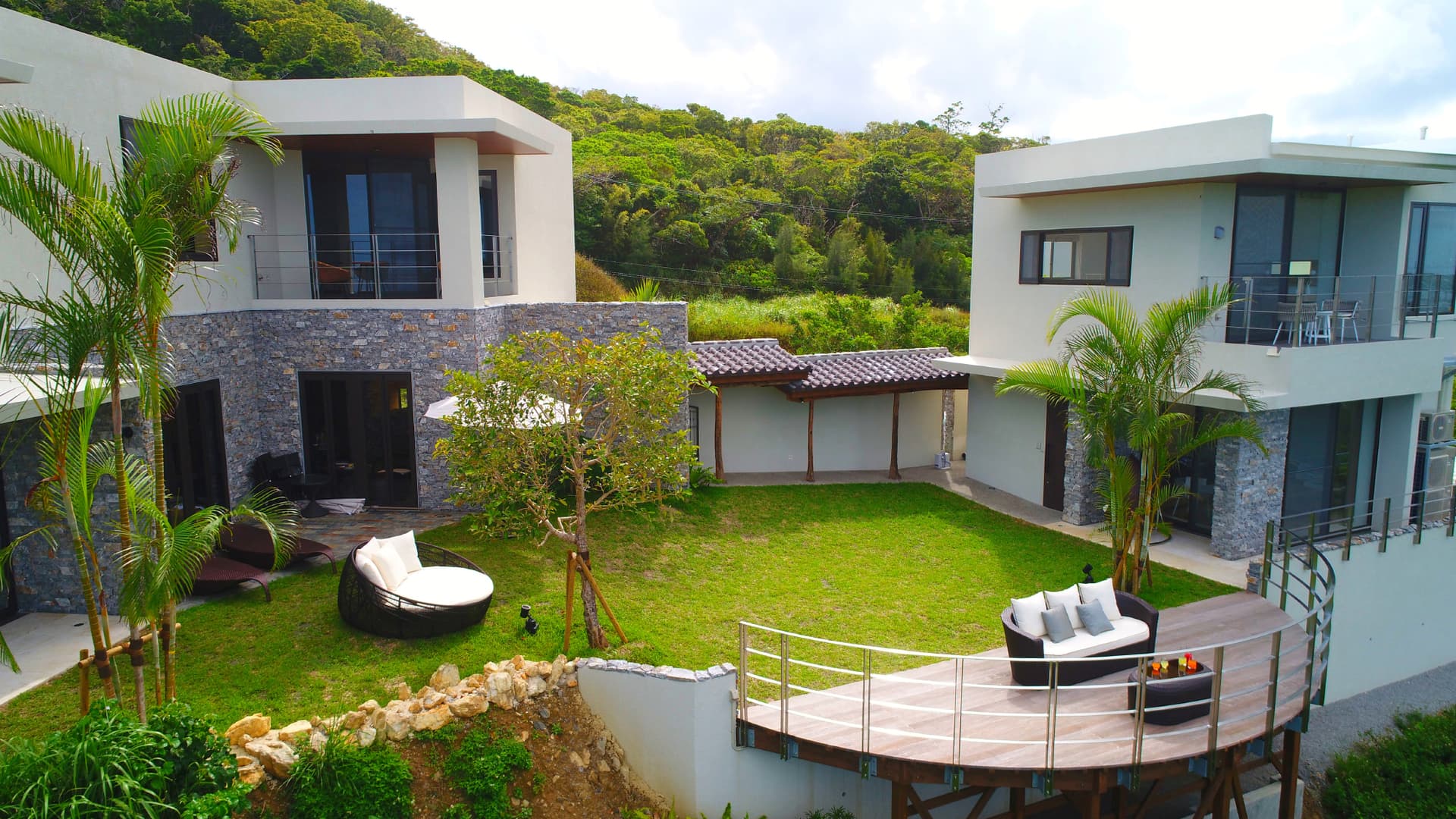 LE CANA MOTOBU ルカナ モトブ