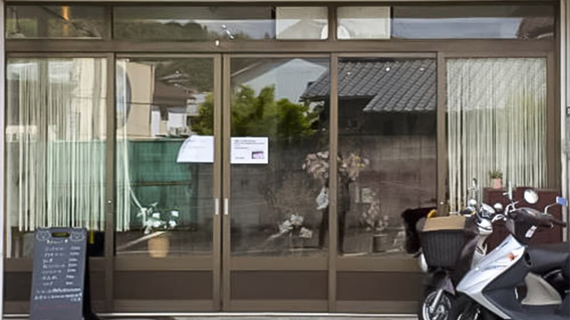 ゲストカフェ　口熊野