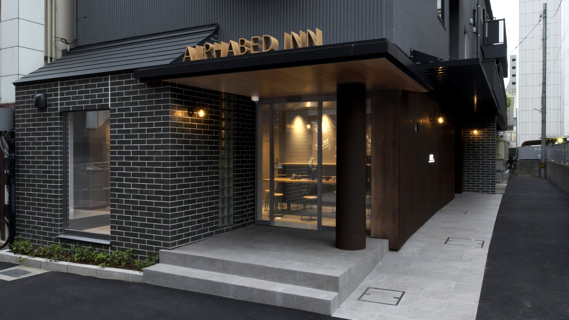 ALPHABED INN 高松駅前