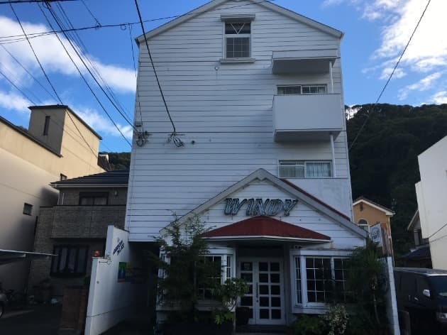 American Palace -仲良し夫婦がお出迎え- ^