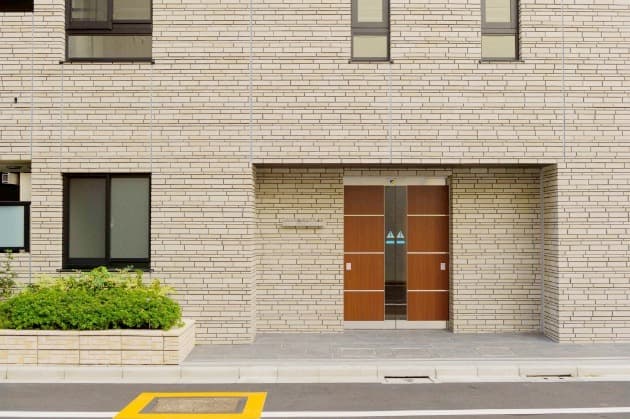 Ｈｉｚ　Ｒｅｓｉｄｅｎｃｅ　Ｇｉｎｚａ　＾