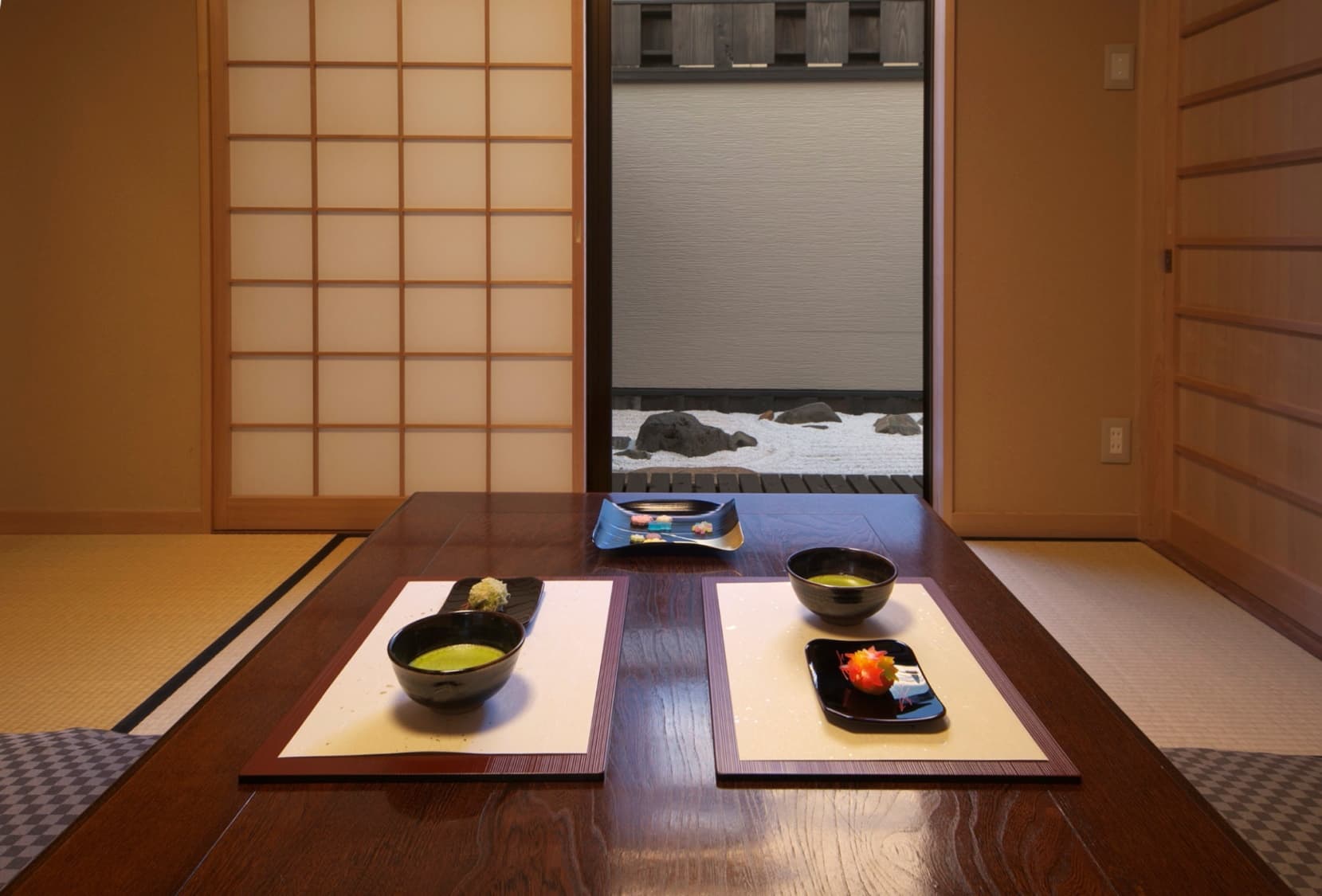 京都駅徒歩７分、２０１７年９月オープン、明るい３ＤＫの京町家　＾ 2