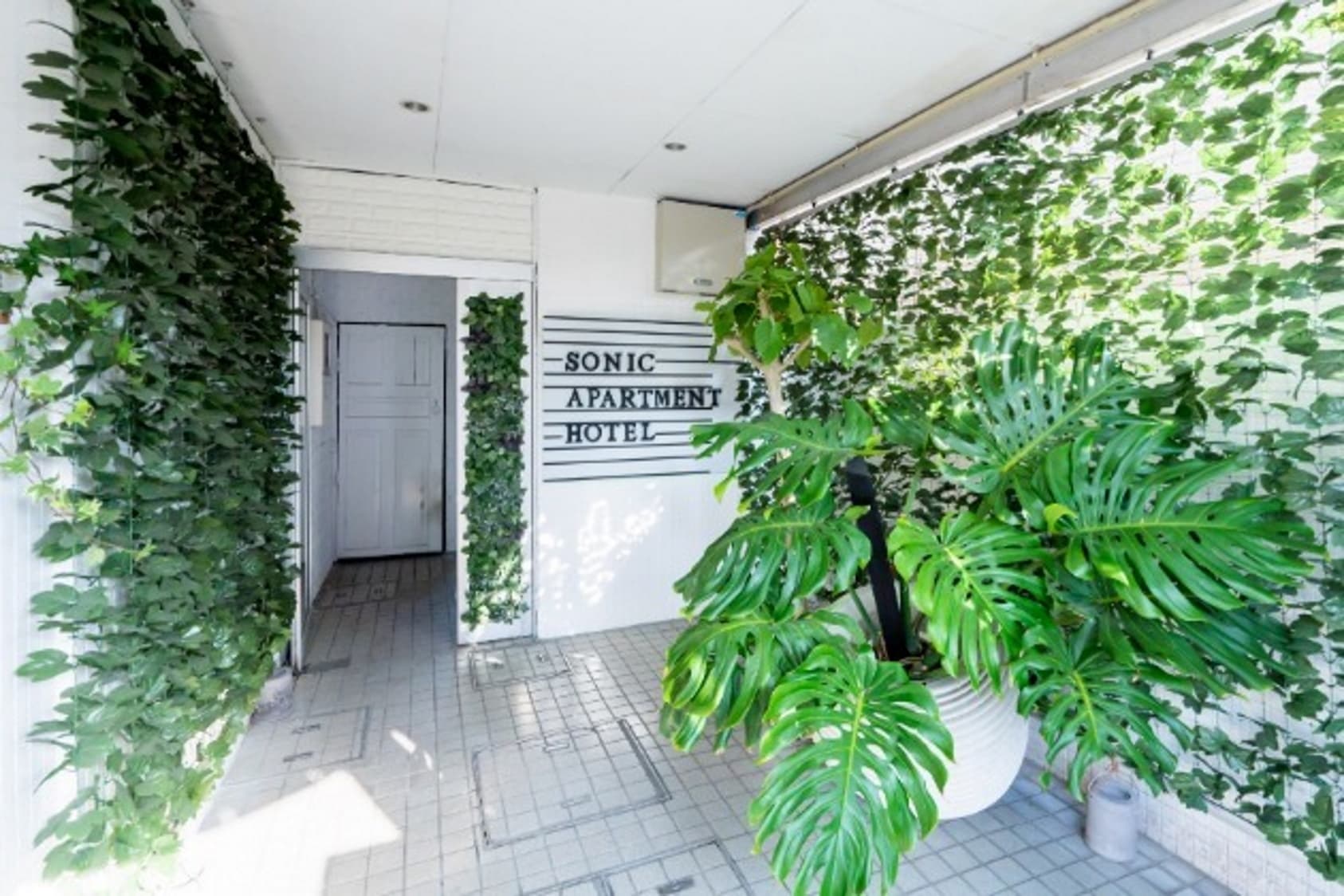 ＳＯＮＩＣ　ＡＰＡＲＴＭＥＮＴ　ＨＯＴＥＬ　＾