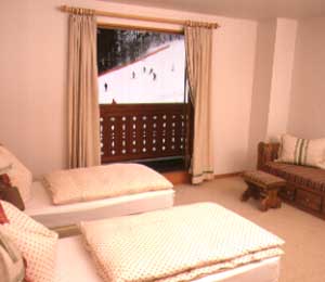 ホテル＆レストラン　マリレン 2