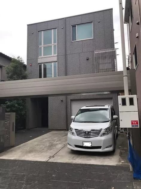 閑静な住宅地の一戸建て全室個室：中国語ＯＫ・駅まで送迎可能／民泊