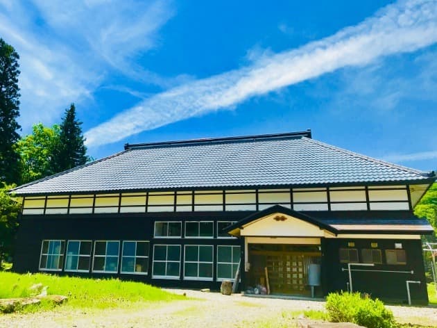 ＳＨＡＲＥ　ＢＡＳＥ　昭和村／民泊