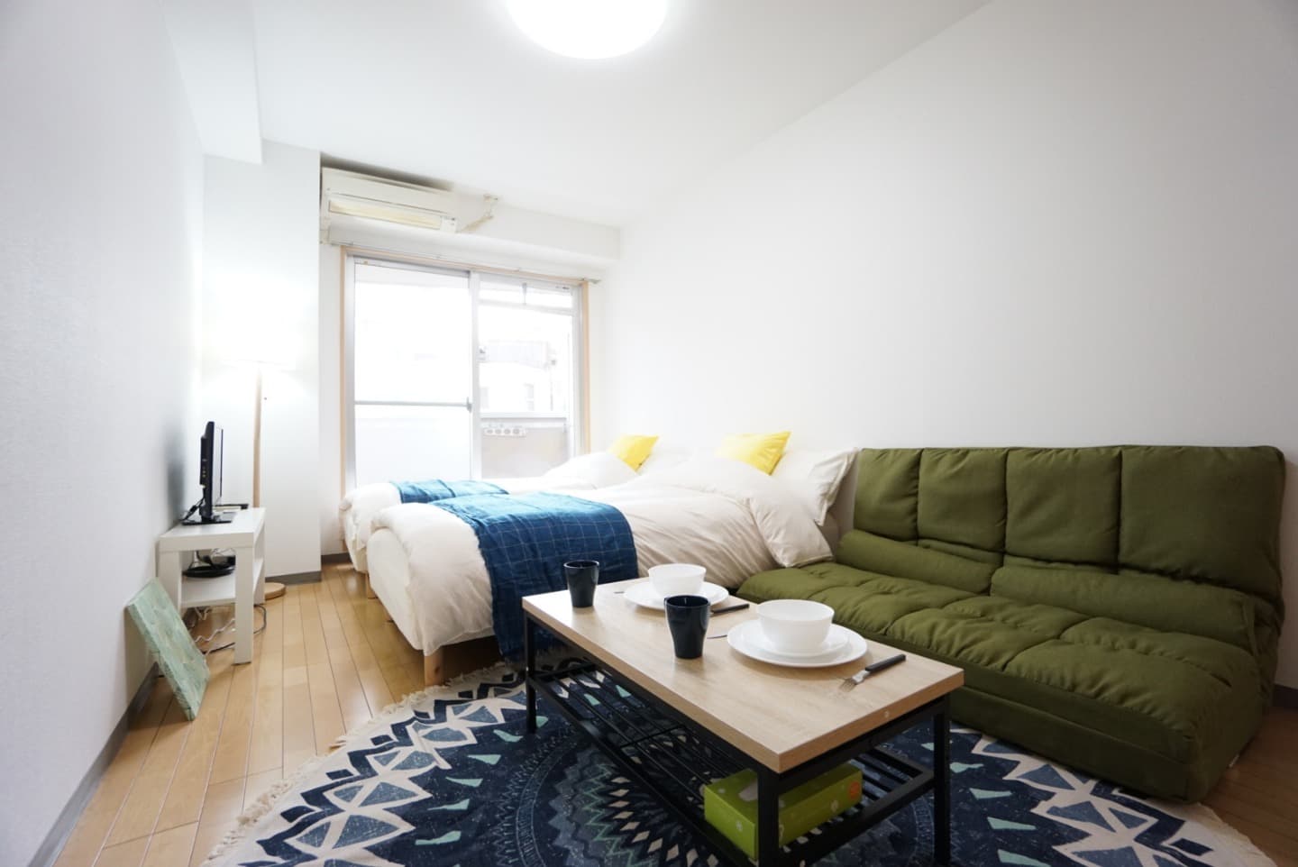 【Ｔｅｒｒｙ＇ｓ】大国町駅まで徒歩１０秒！難波すぐ！／民泊