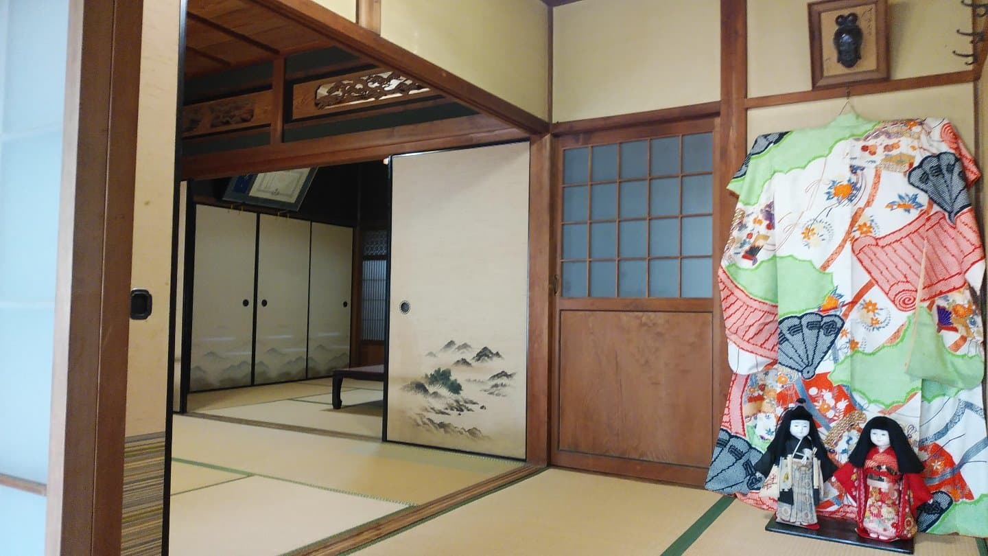 広々とした純和風の一軒家／民泊 2