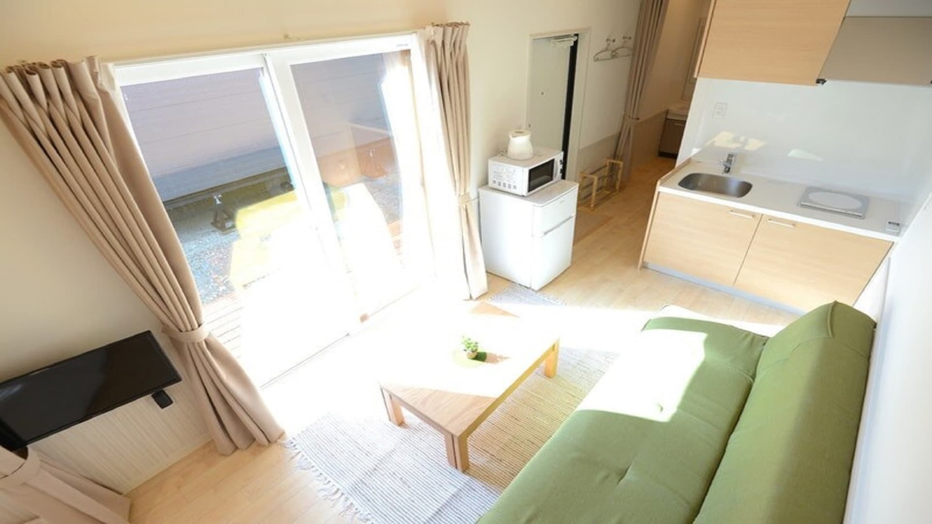 セルフＩＮＮグランピングトレーラー　Ｔｏｕｒｉｓｔ　Ｖｉｌｌａ　Ｋａｗａｇｕｃｈｉｋｏ　＾