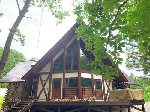 ユキキロッジ　＾