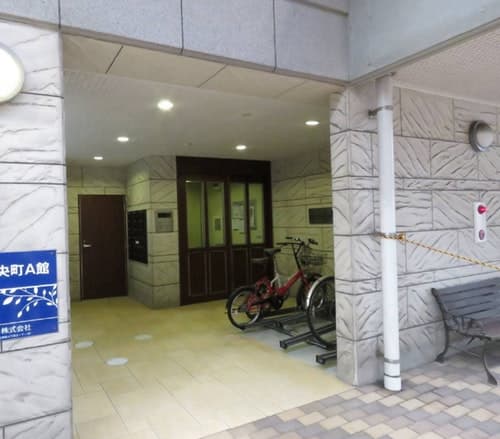 カナン　中央町Ａ館　＾